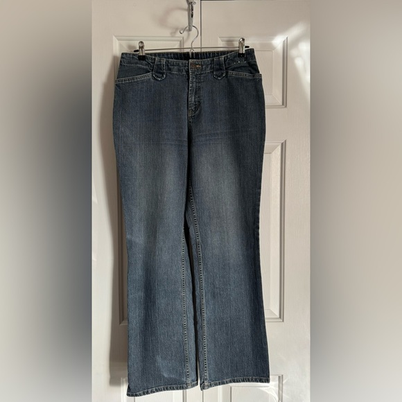 Women’s Bootcut Jeans by Faded Glory - Picture 1 of 3